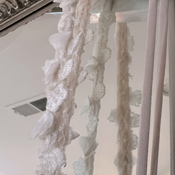 Jane Hill Clover Sample Gown - Picture 8 of 14